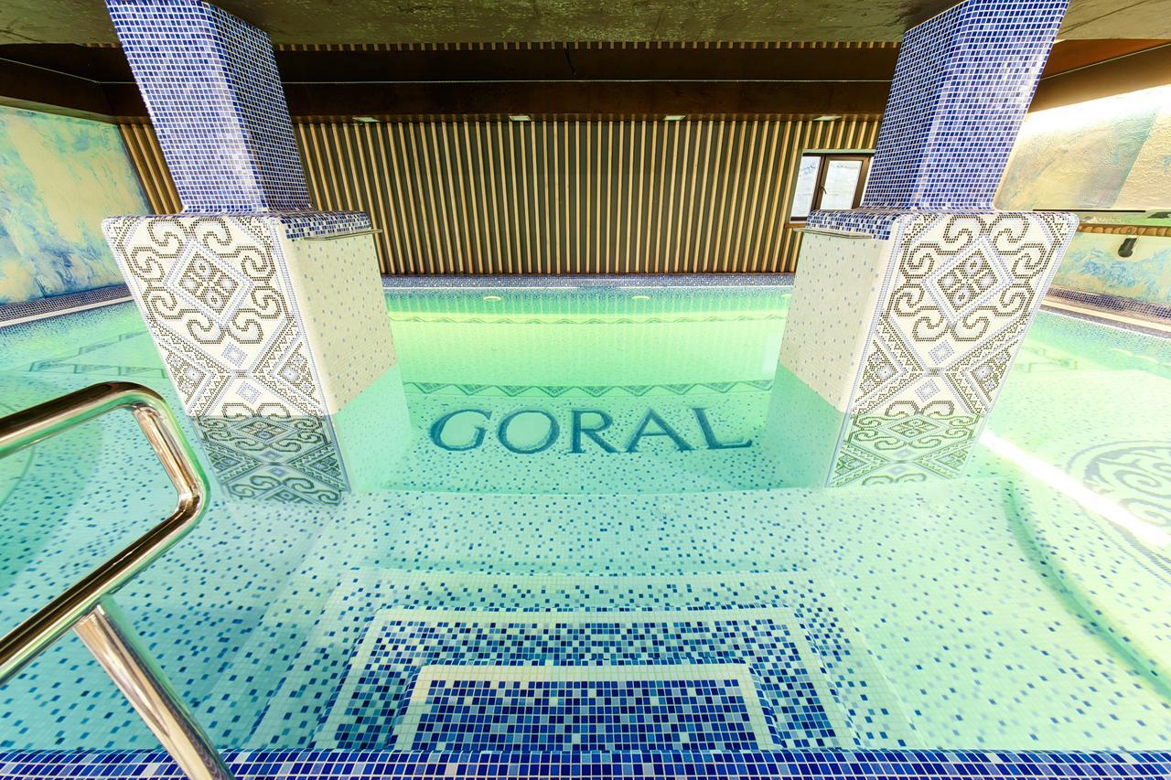 Goral Hotel & Spa บูโคเวล ภายนอก รูปภาพ